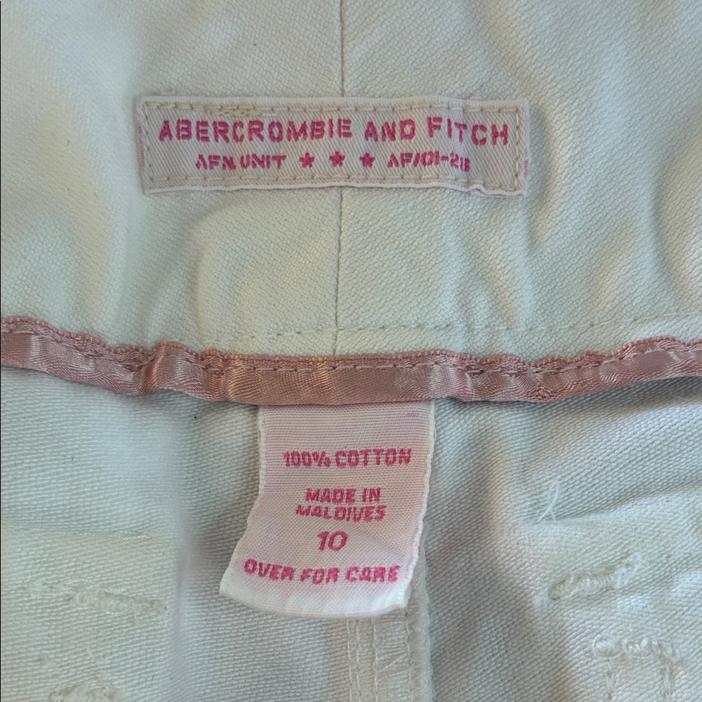 Abercrombie & Fitch Light Blue Jean Shorts - Picture 2 of 5